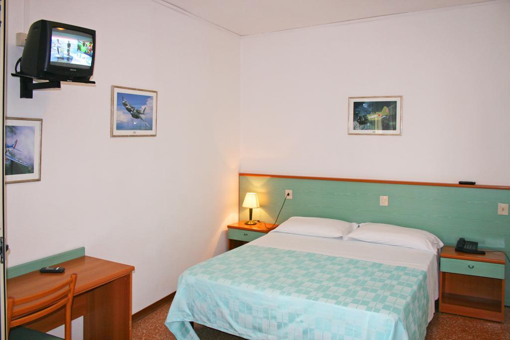 Janeiro Frontemare Hotel 3*